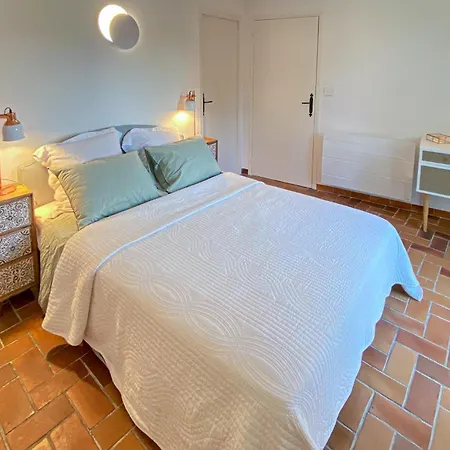 5 Bedroom Beautiful In Pietrosella