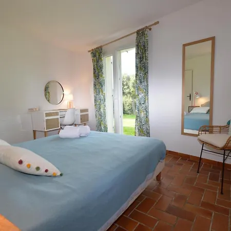 Tatil Evi 5 Bedroom Beautiful In Pietrosella